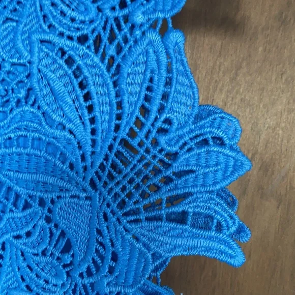 3/$45 Ella top floral crochet like detail top casual office boho summer spring M - Picture 10 of 17